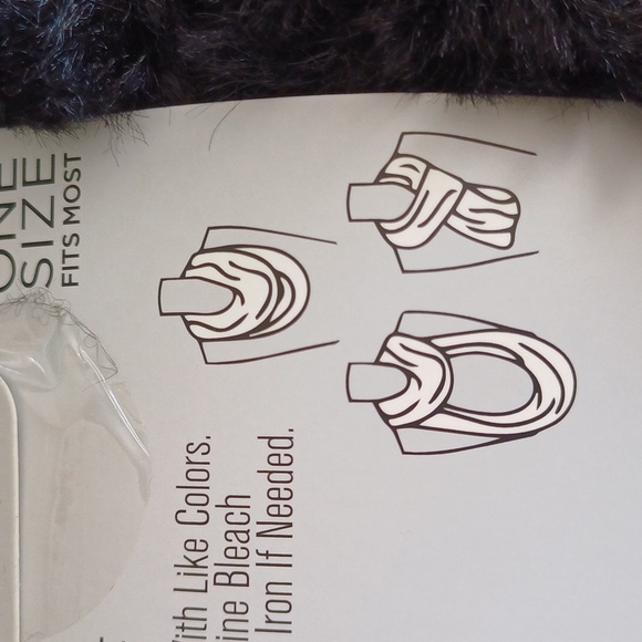 COPY - Women Faux Fur Scarf New with Tag - Picture 3 of 5